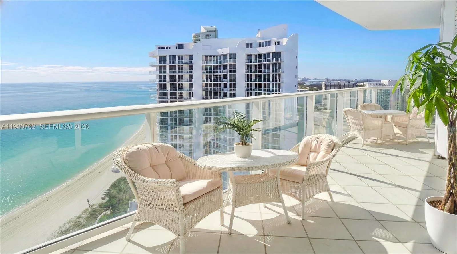 16445 Collins Ave # 2722, Sunny Isles Beach, FL 33160