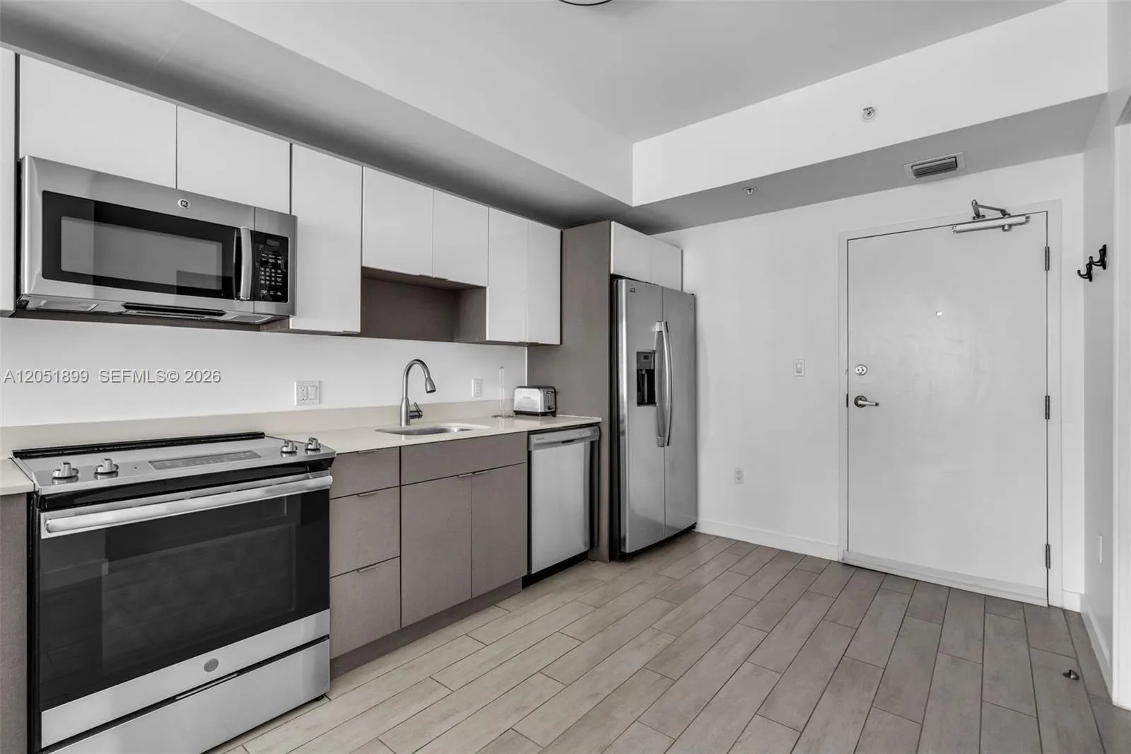 321 NE 26th St # 709, Miami, FL 33137 photo 11