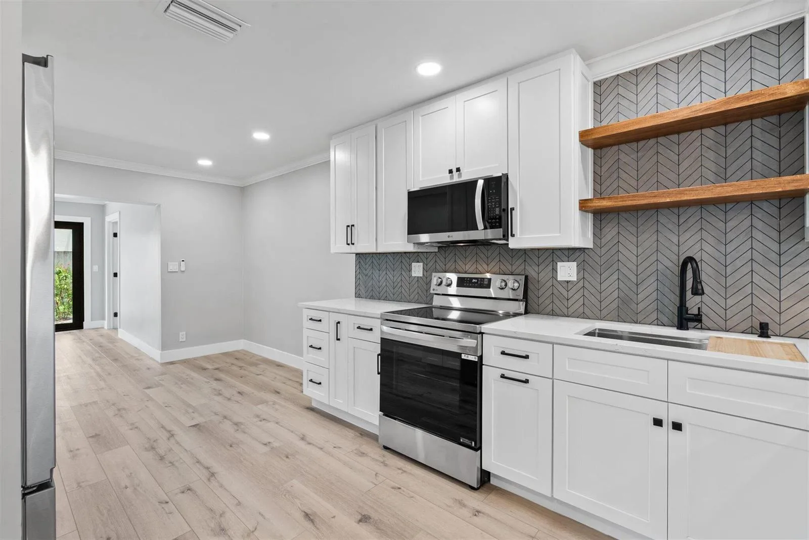 2600 NE 5th Avenue, Boca Raton, FL 33431 photo 4