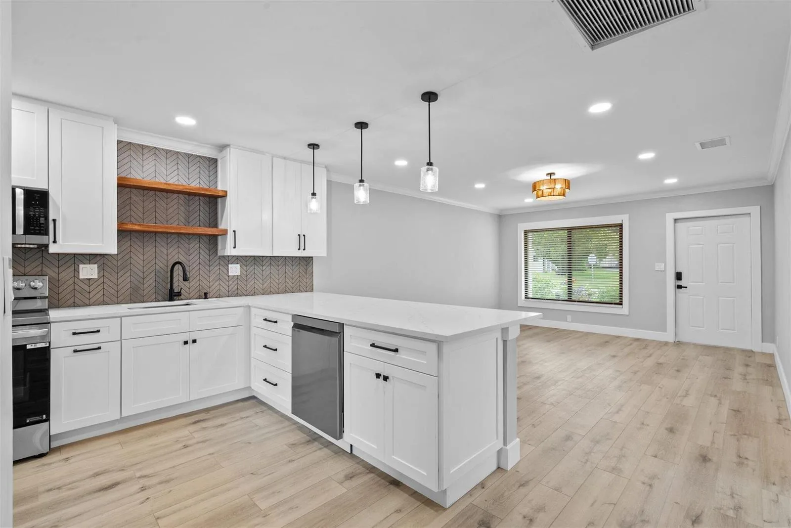 2600 NE 5th Avenue, Boca Raton, FL 33431 photo 9