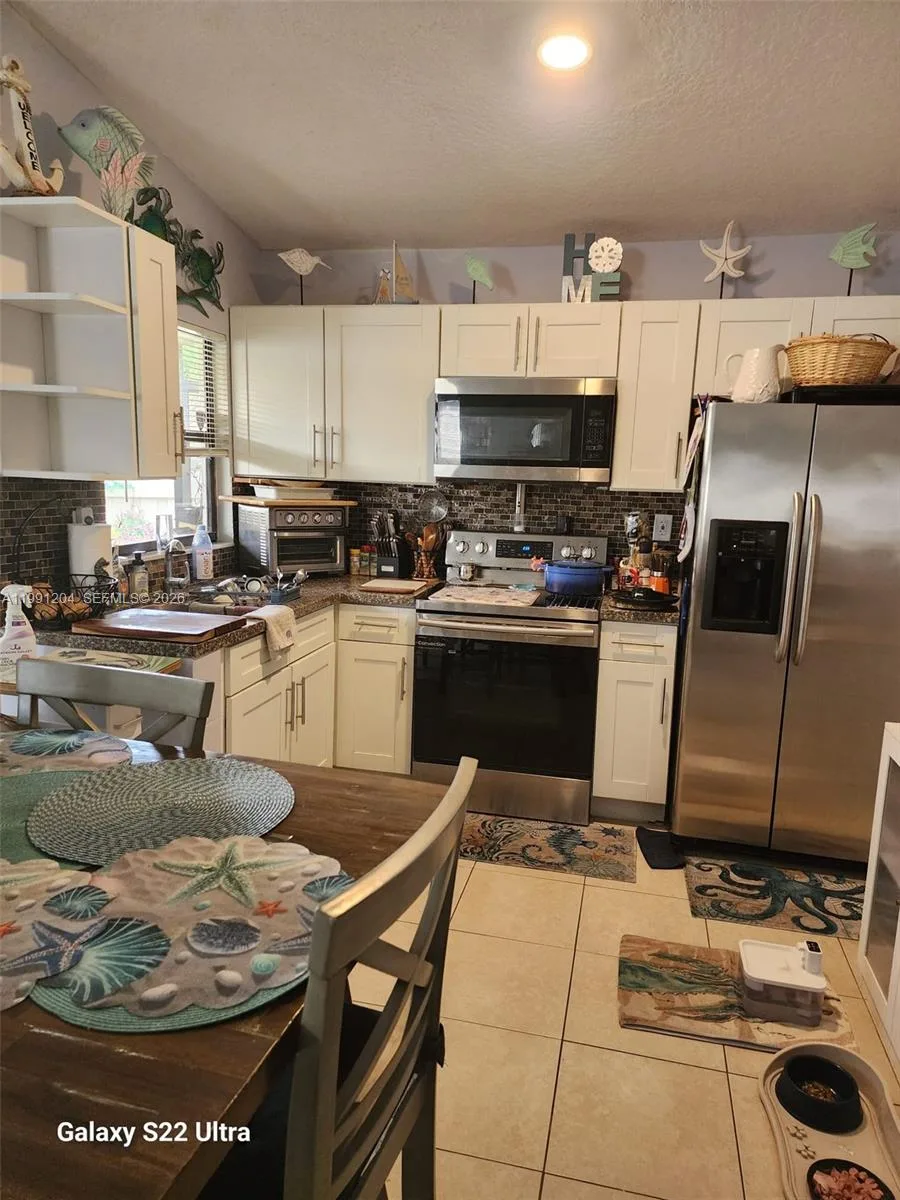2915 San Remo Cir, Homestead, FL 33035 photo 2