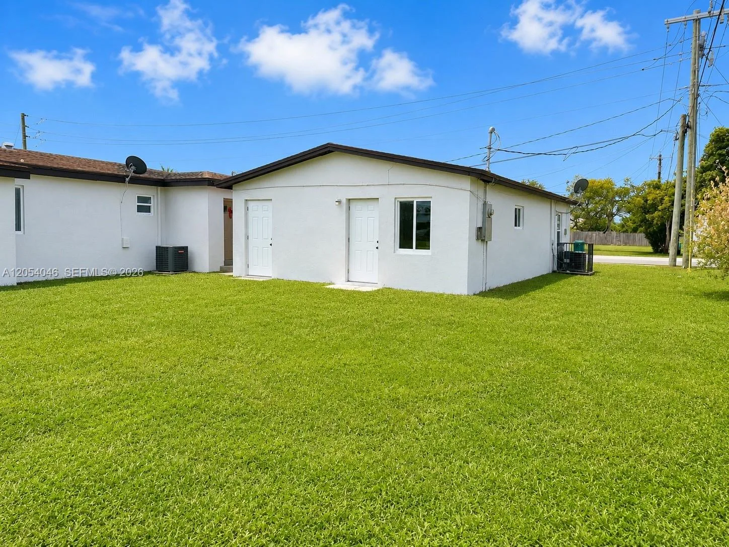 1405 NW 5th Ct # 2, Florida City, FL 33034 photo 3