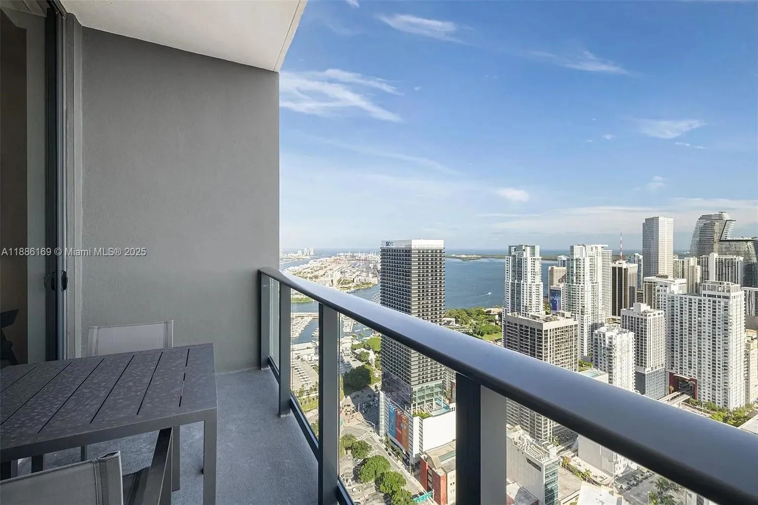 159 NE 6th St # 5106, Miami, FL 33132 photo 7