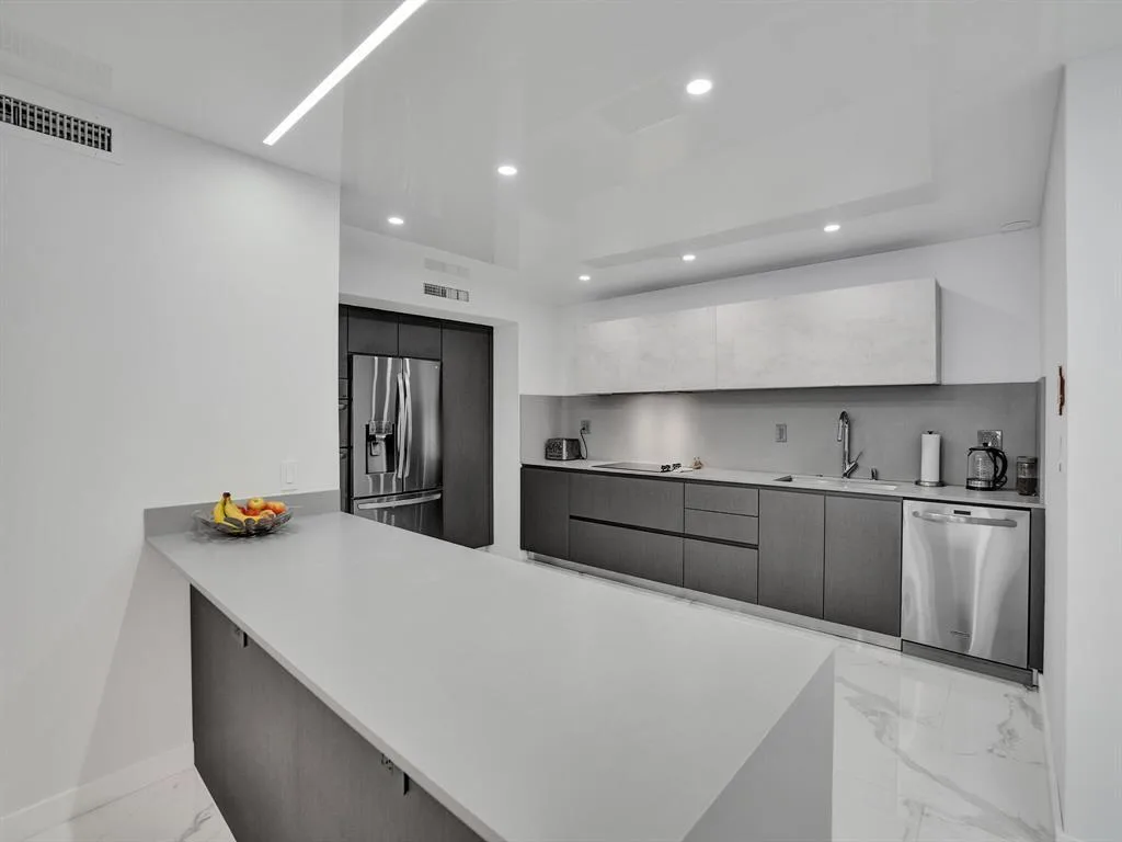 2500 Parkview Drive # 1112, Hallandale Beach, FL 33009 photo 6