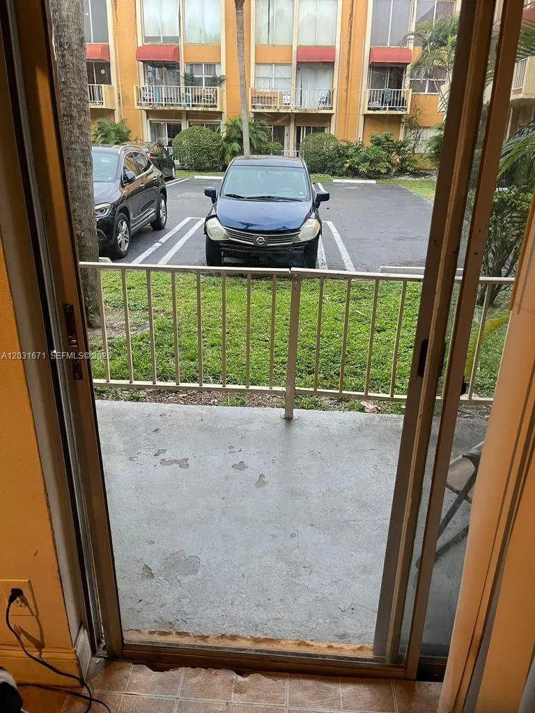18111 NW 68th Ave # H102, Hialeah, FL 33015 photo 10