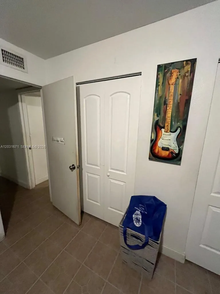 18111 NW 68th Ave # H102, Hialeah, FL 33015 photo 8