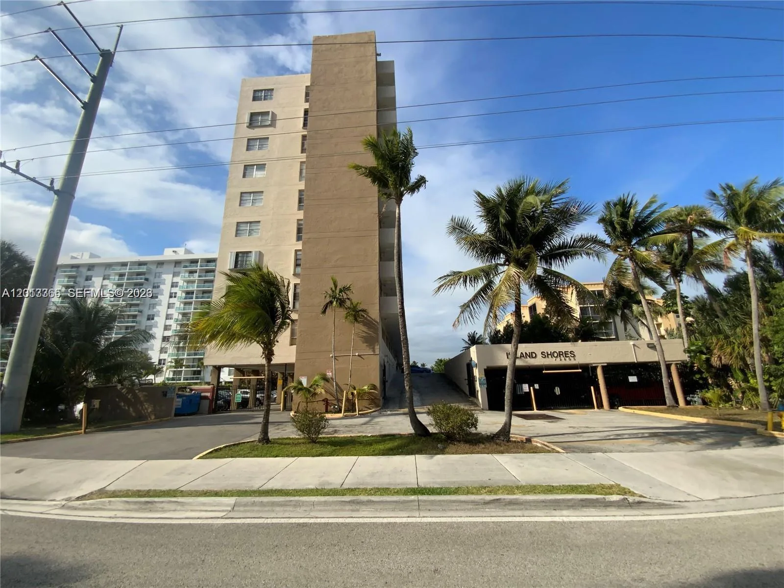 2903 N Miami Beach Blvd # 905, North Miami Beach, FL 33160