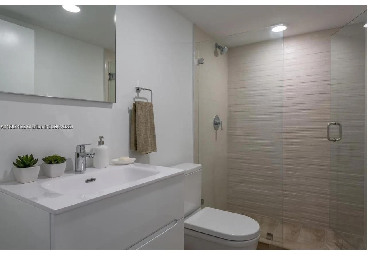 9261 E Bay Harbor Dr # 303, Bay Harbor Islands, FL 33154 photo 12