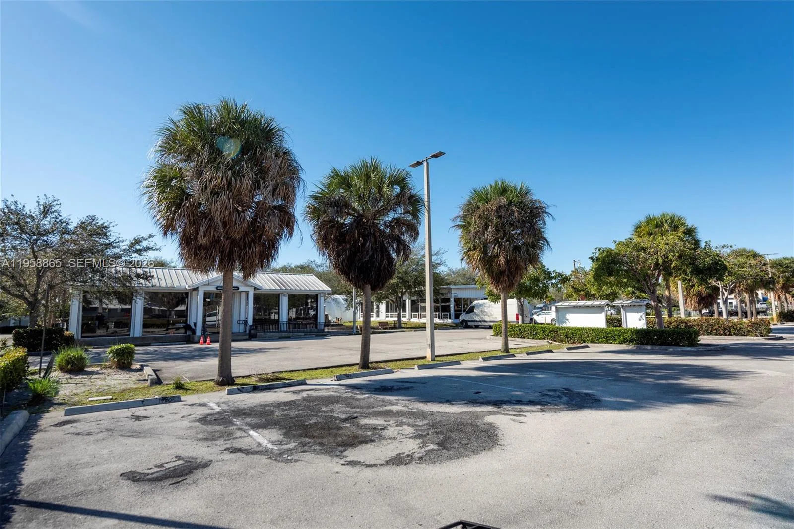 2980 W Oakland Park Blvd, Oakland Park, FL 33311 photo 2