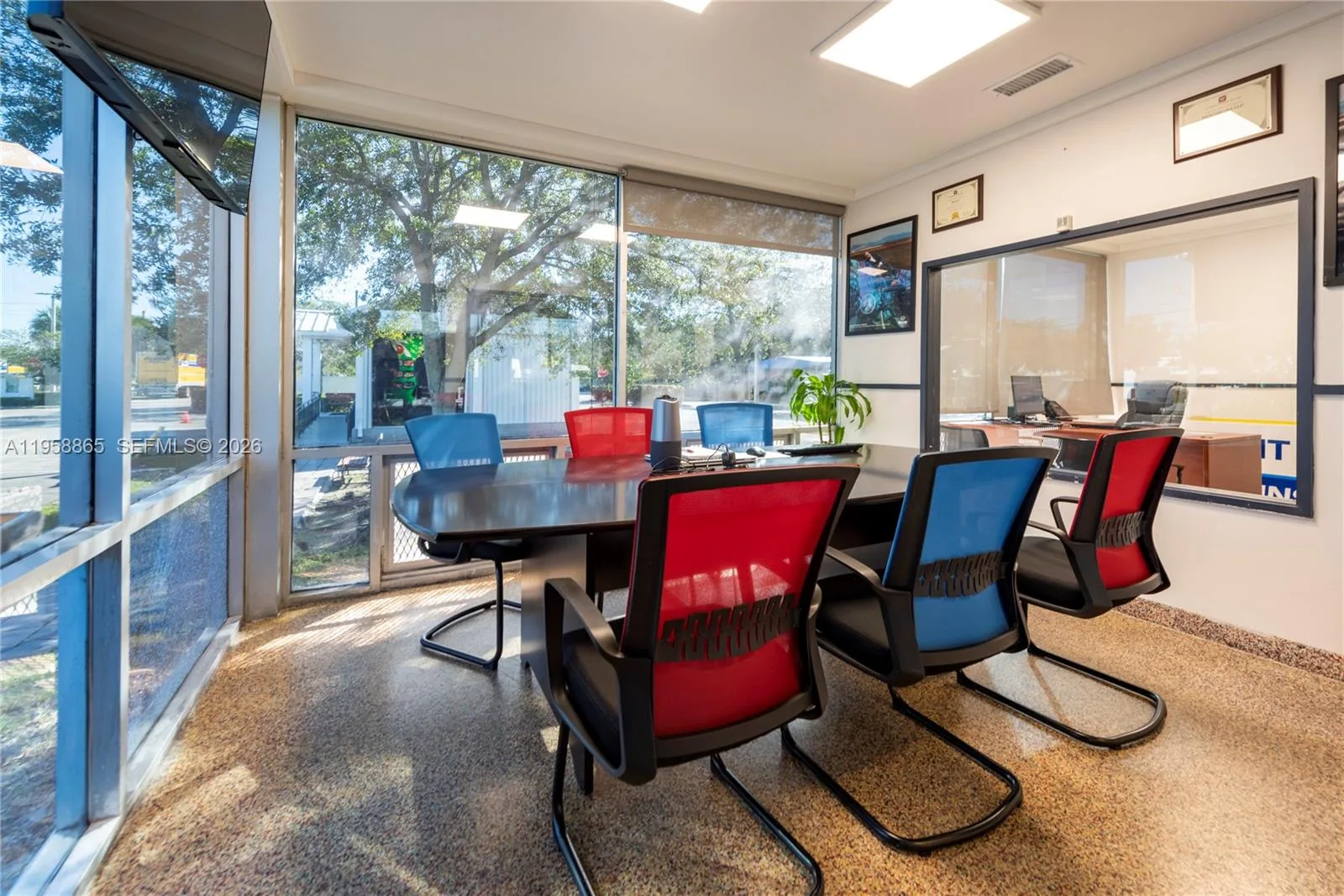 2980 W Oakland Park Blvd, Oakland Park, FL 33311 photo 3