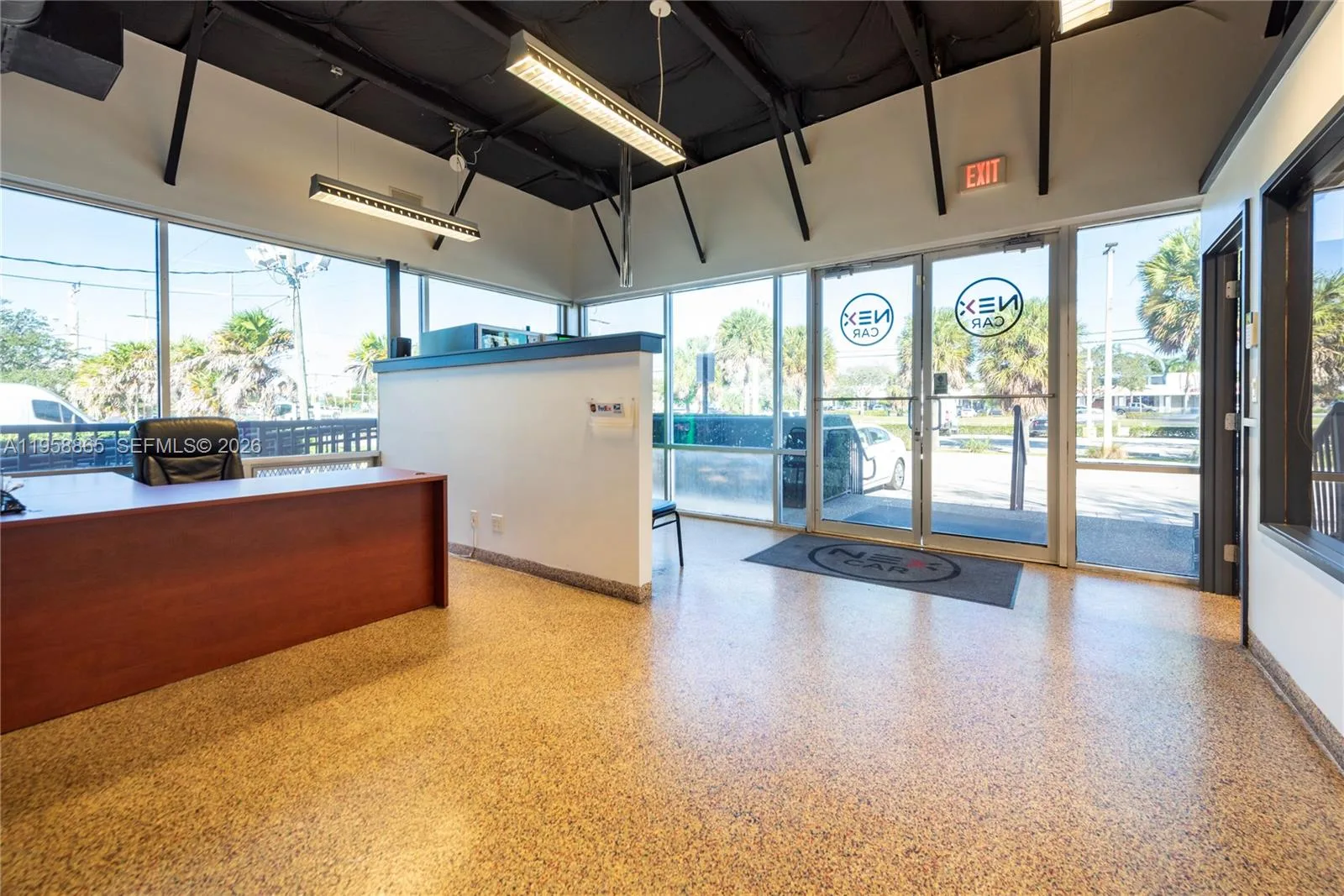 2980 W Oakland Park Blvd, Oakland Park, FL 33311 photo 4