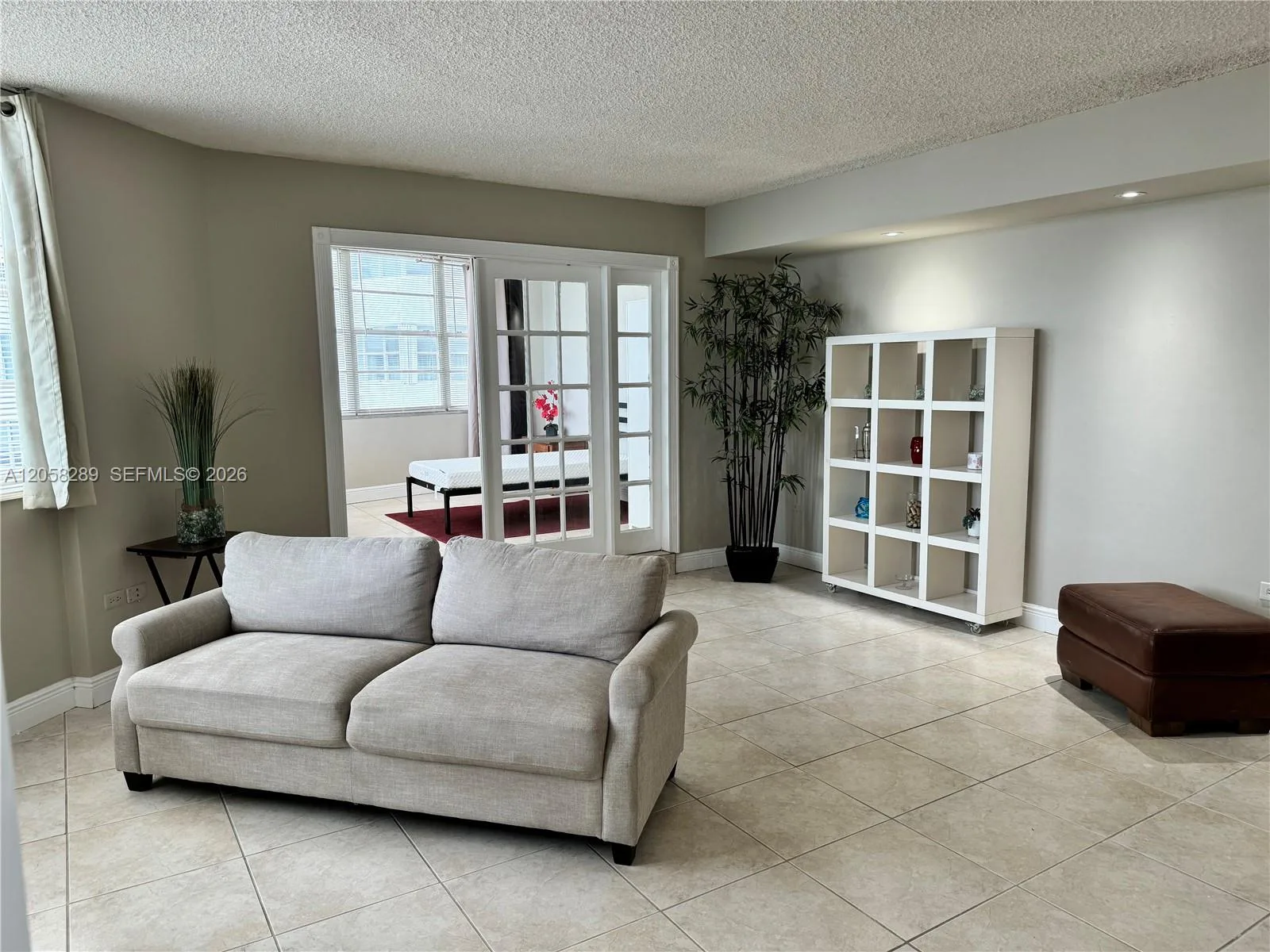 801 Brickell Bay Dr # 465, Miami, FL 33131 photo 3