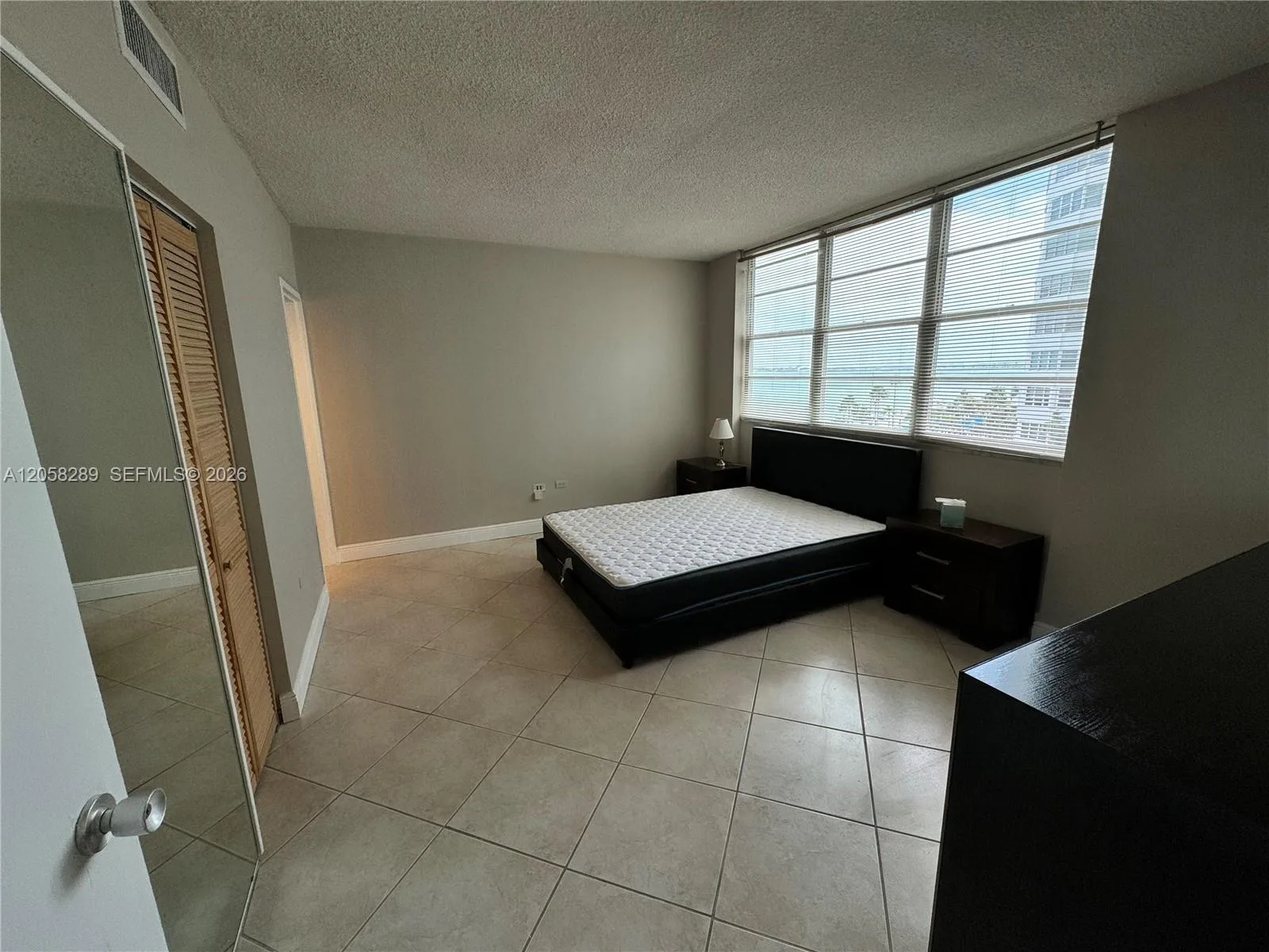 801 Brickell Bay Dr # 465, Miami, FL 33131 photo 5