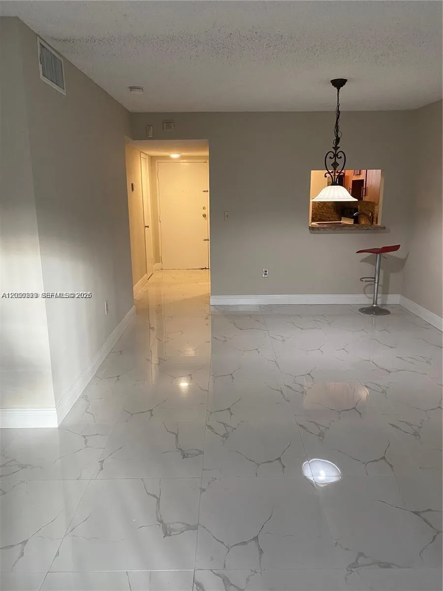 11307 SW 200th St # 106-B, Miami, FL 33157