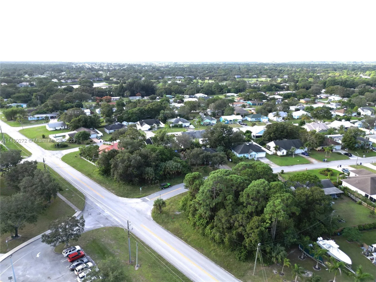 605 19th Pl SW, Vero Beach, FL 32962 photo 3