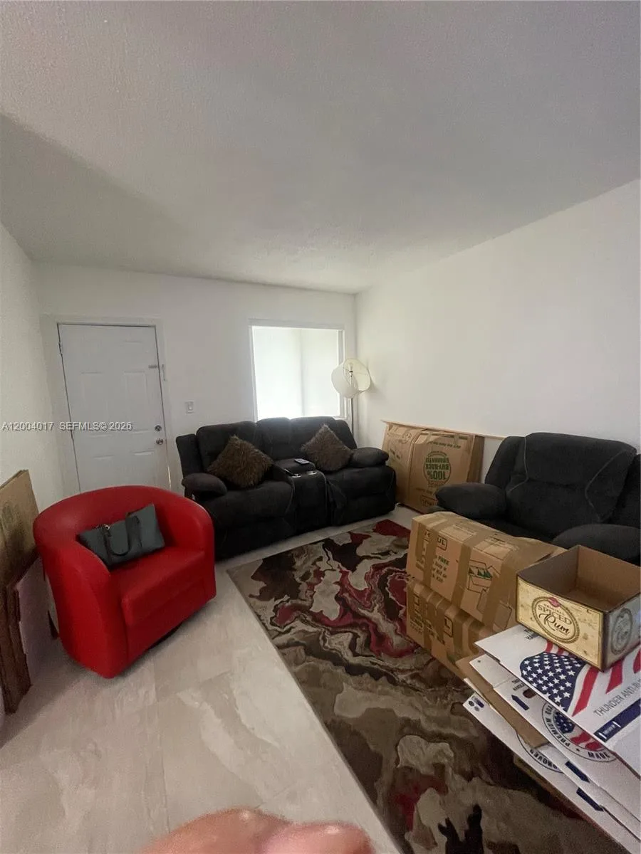 1255 W 49th Pl # E102, Hialeah, FL 33012 photo 5