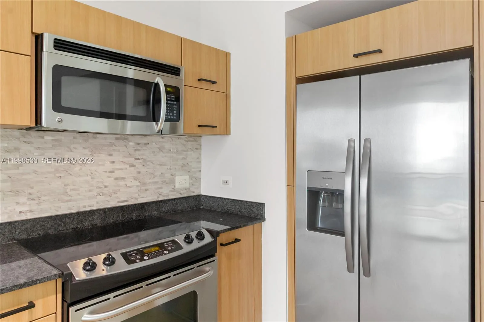 350 S Miami Ave # 3413, Miami, FL 33130 photo 10
