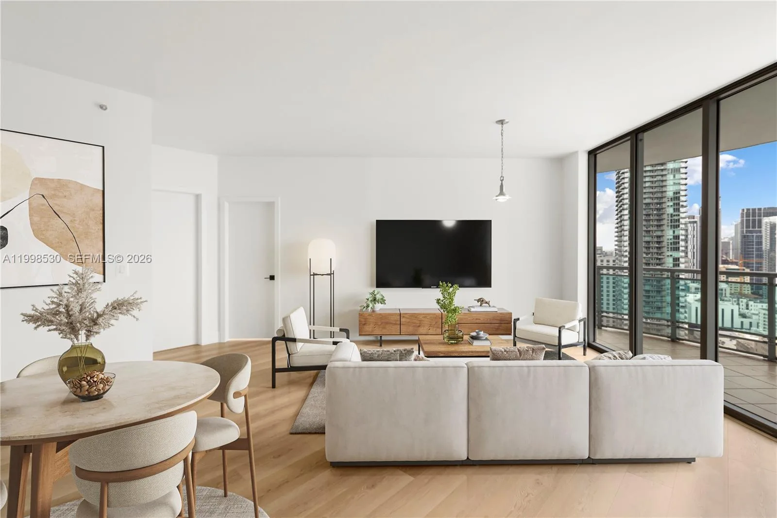 350 S Miami Ave # 3413, Miami, FL 33130 photo 4