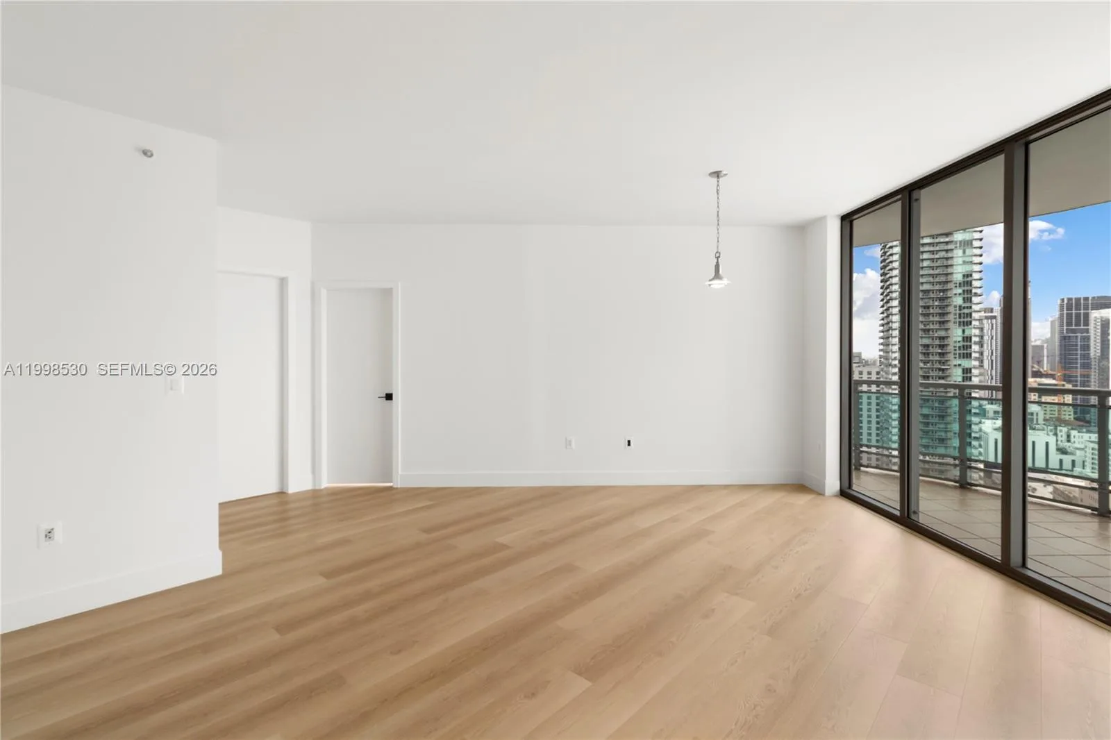 350 S Miami Ave # 3413, Miami, FL 33130 photo 5