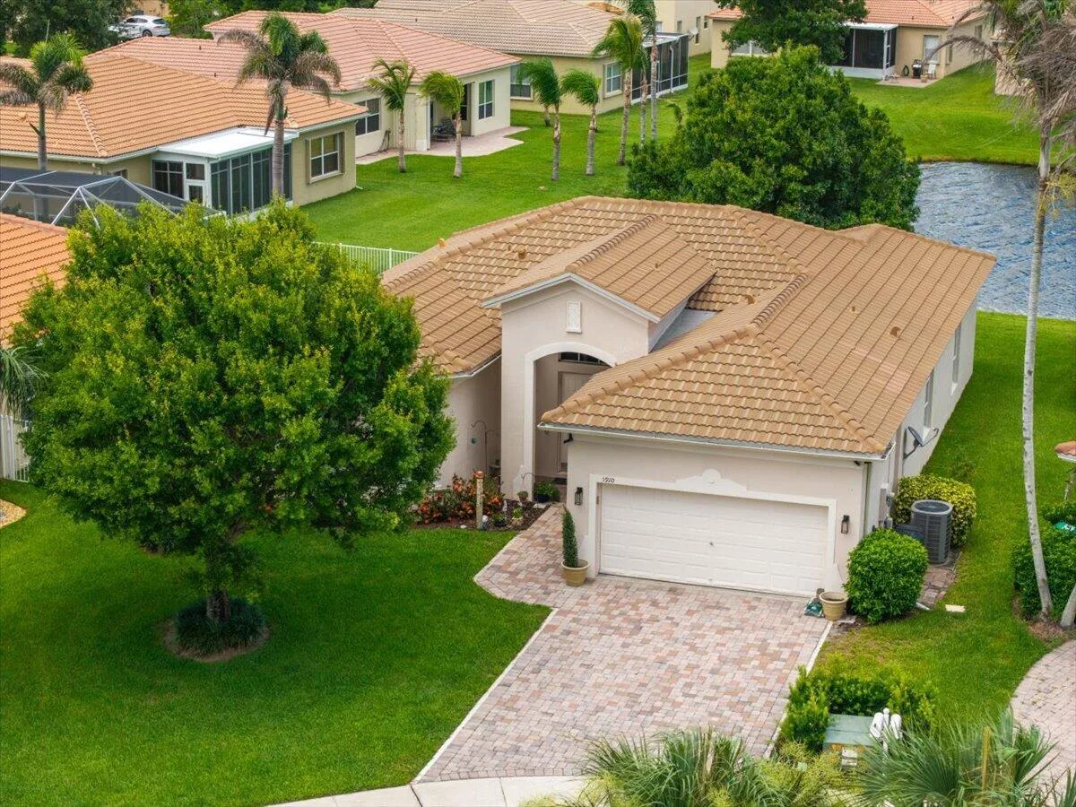 5910 Nicole Lane, Fort Pierce, FL 34951 photo 2
