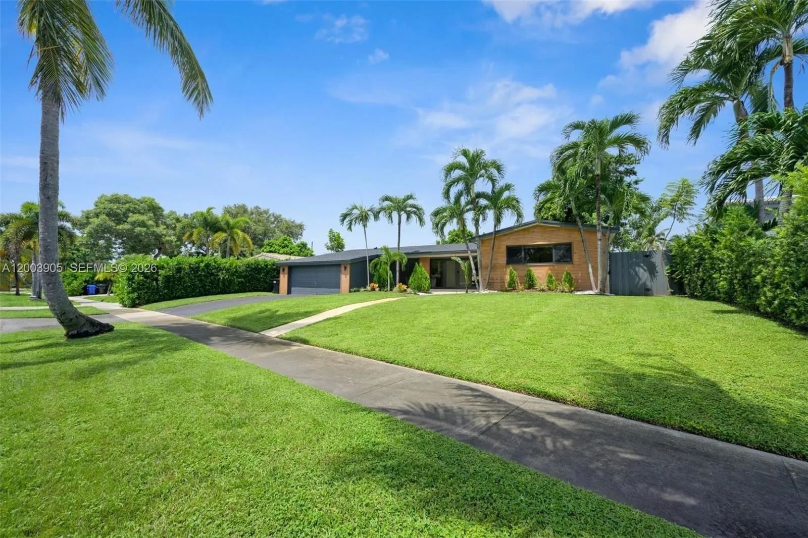 1951 NE 187th Dr, North Miami Beach, FL 33179 photo 13