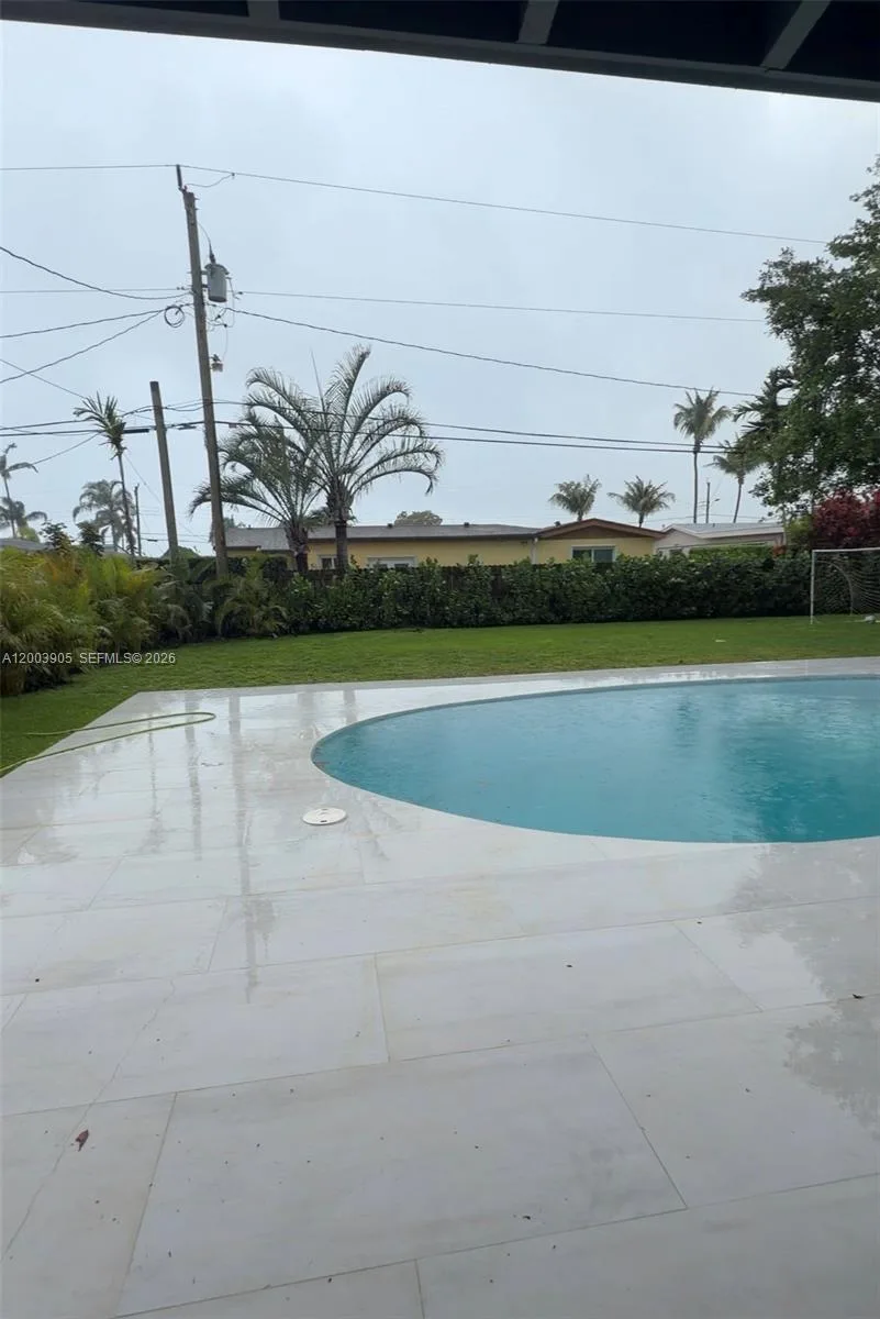 1951 NE 187th Dr, North Miami Beach, FL 33179 photo 4