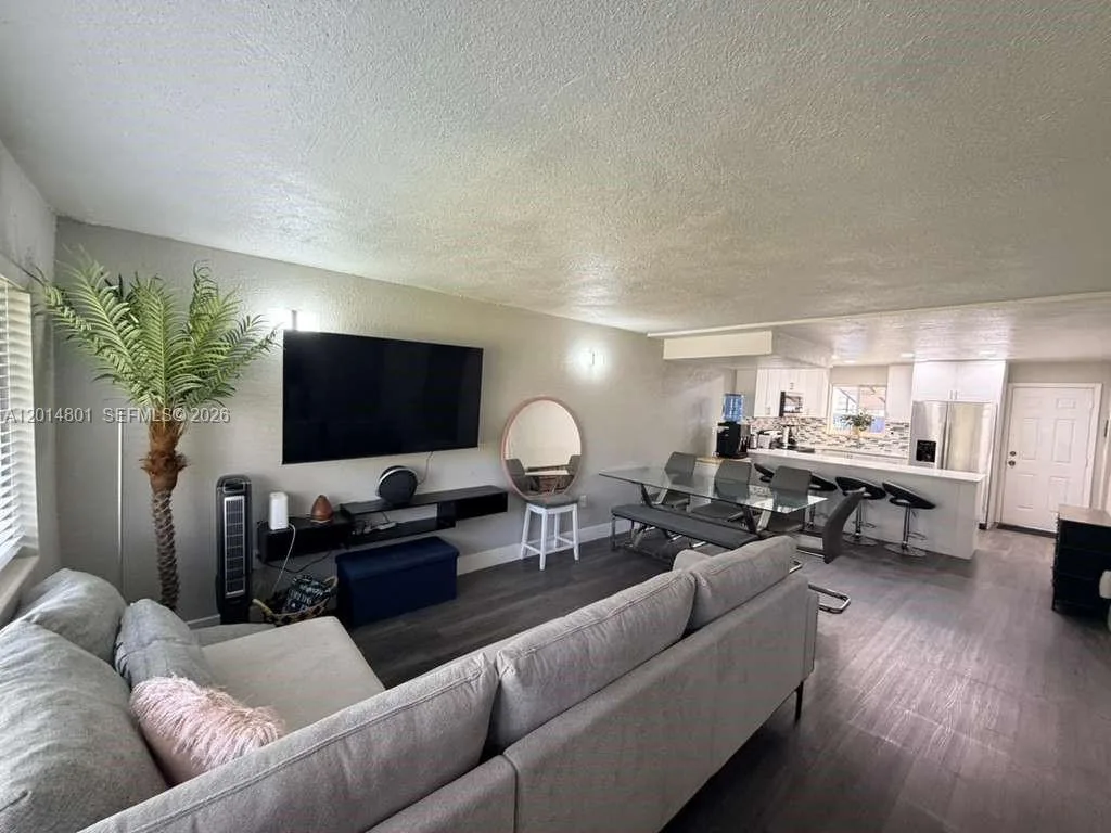 1500 NE 151st St # 104, Miami, FL 33162 photo 8