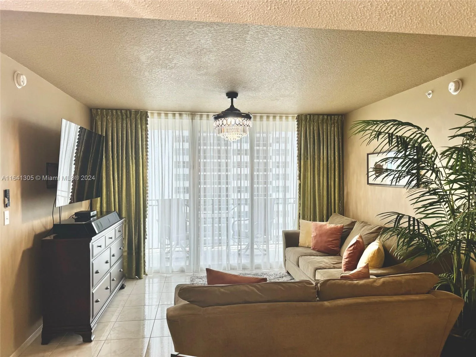 2080 S Ocean Dr # 1607, Hallandale Beach, FL 33009 photo 4