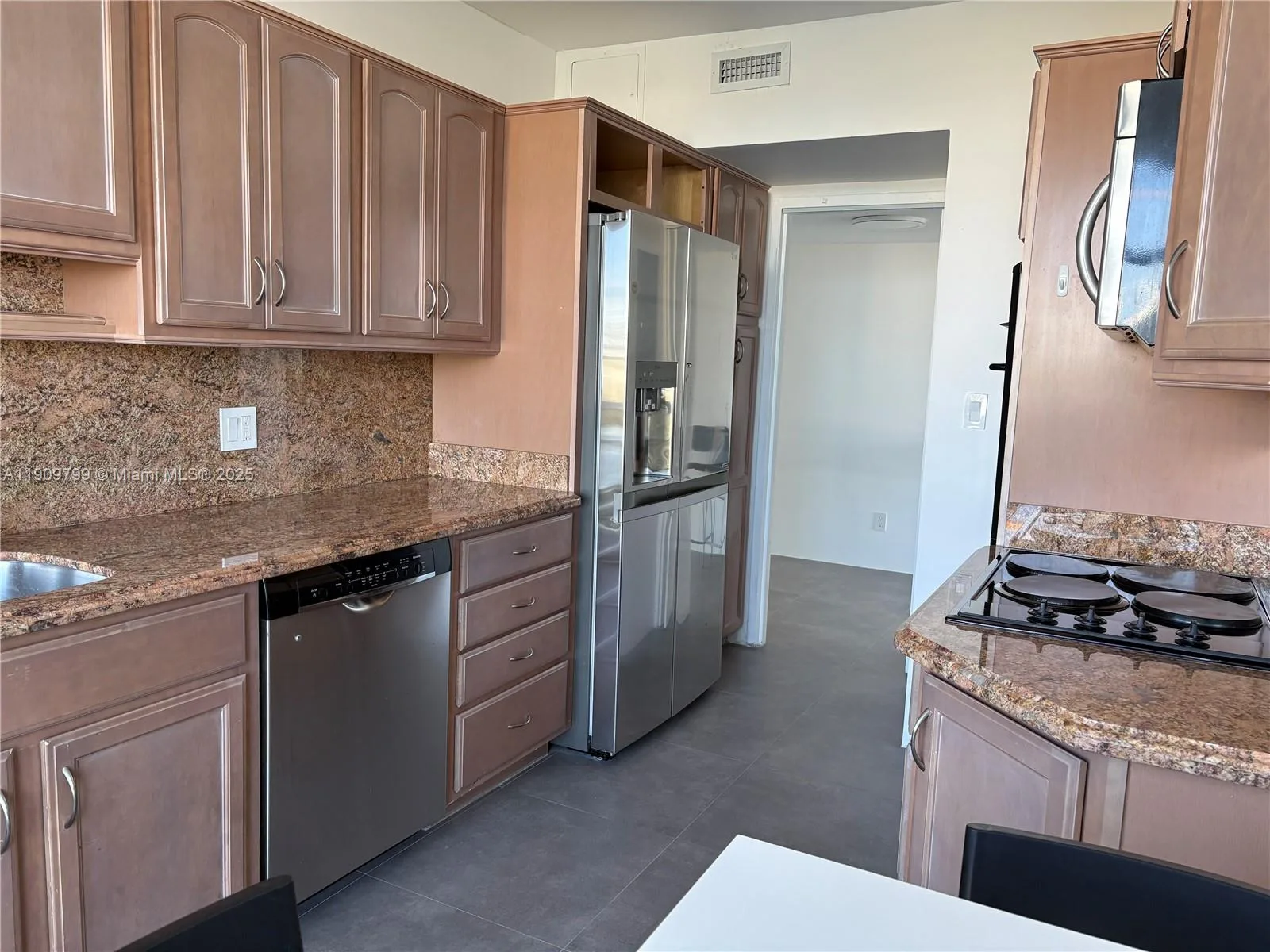 900 Bay Dr # 401, Miami Beach, FL 33141 photo 7