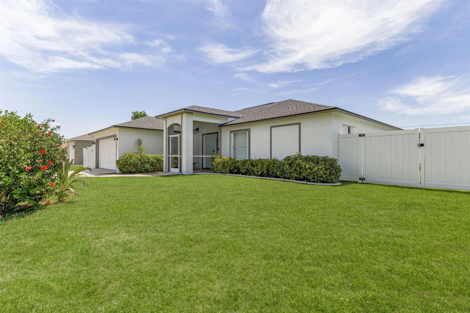 610 SE 21st Lane, Cape Coral, FL 33990 photo 7