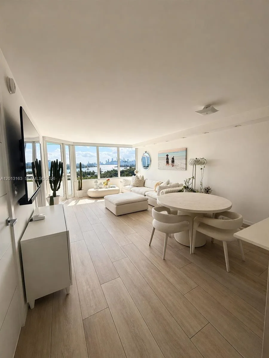 400 S Pointe Dr # 707, Miami Beach, FL 33139 photo 7