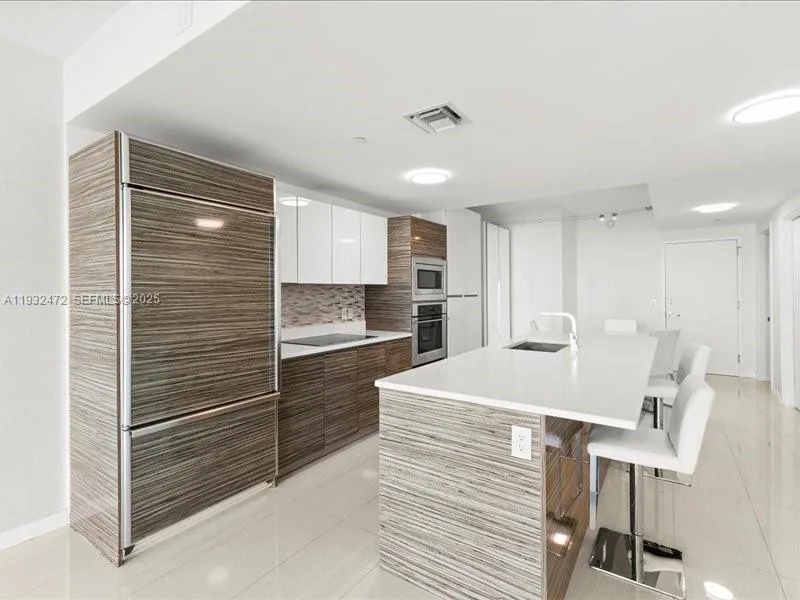 460 NE 28th St # 2203, Miami, FL 33137 photo 3