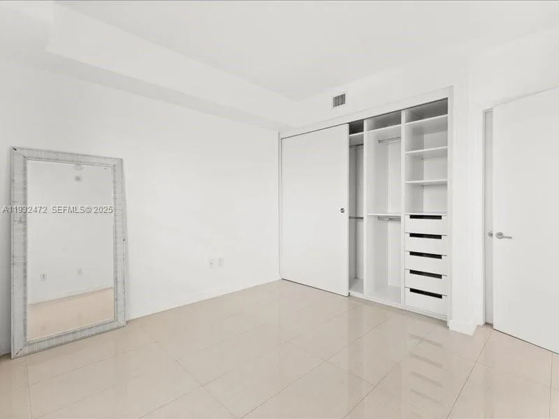 460 NE 28th St # 2203, Miami, FL 33137 photo 8
