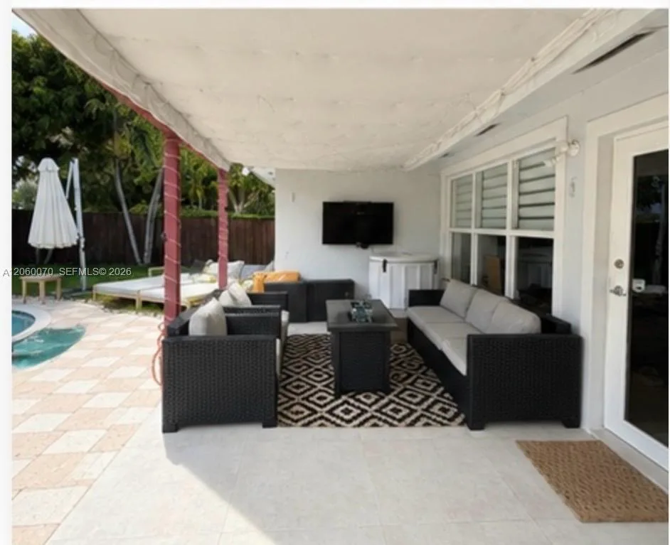 455 S Shore Dr, Miami Beach, FL 33141 photo 3
