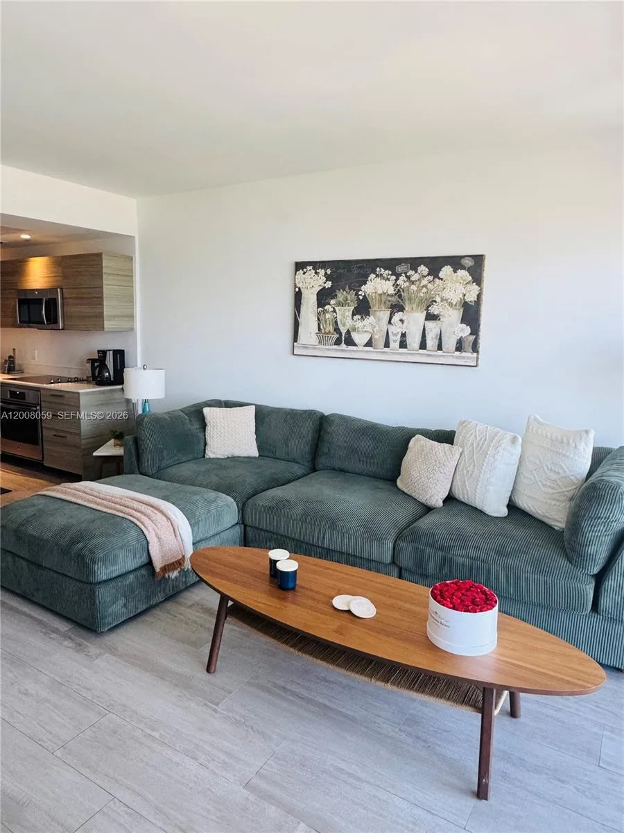 121 NE 34th St # 2705, Miami, FL 33137
