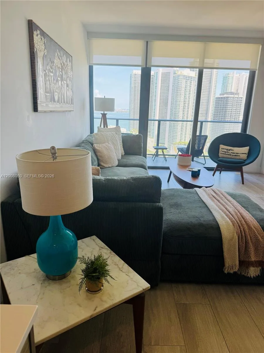 121 NE 34th St # 2705, Miami, FL 33137 — zdjęcie 2