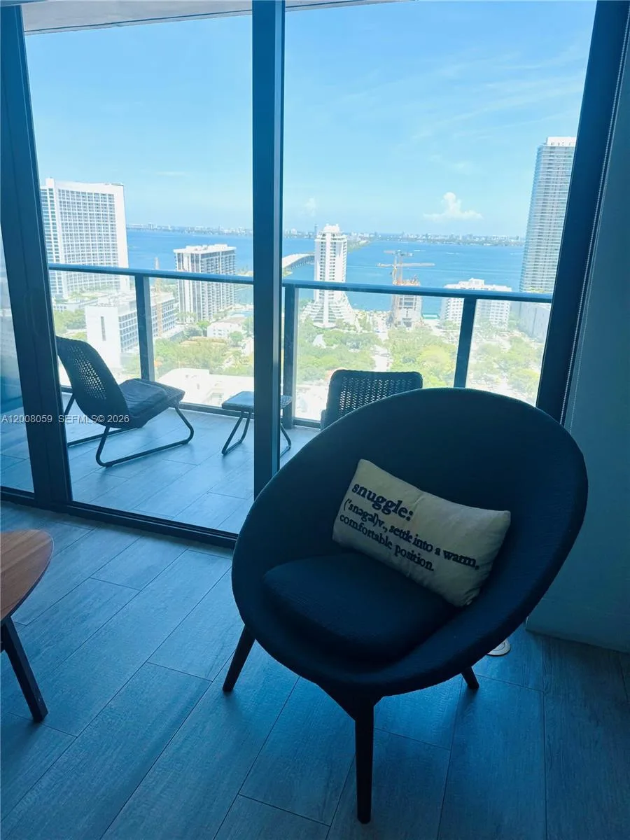 121 NE 34th St # 2705, Miami, FL 33137 — zdjęcie 5