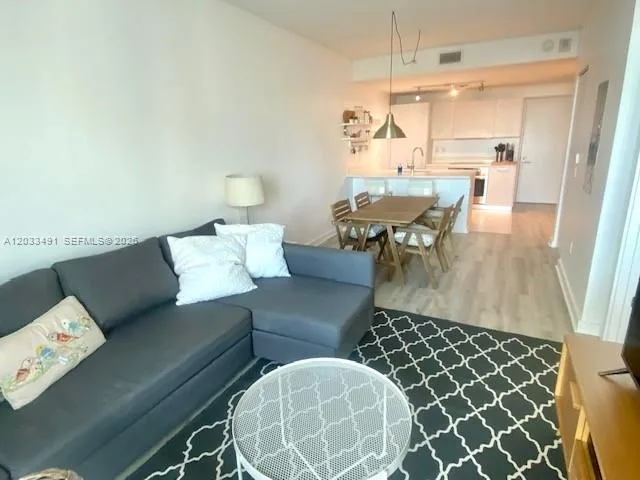 501 NE 31st St # 802, Miami, FL 33137 photo 2