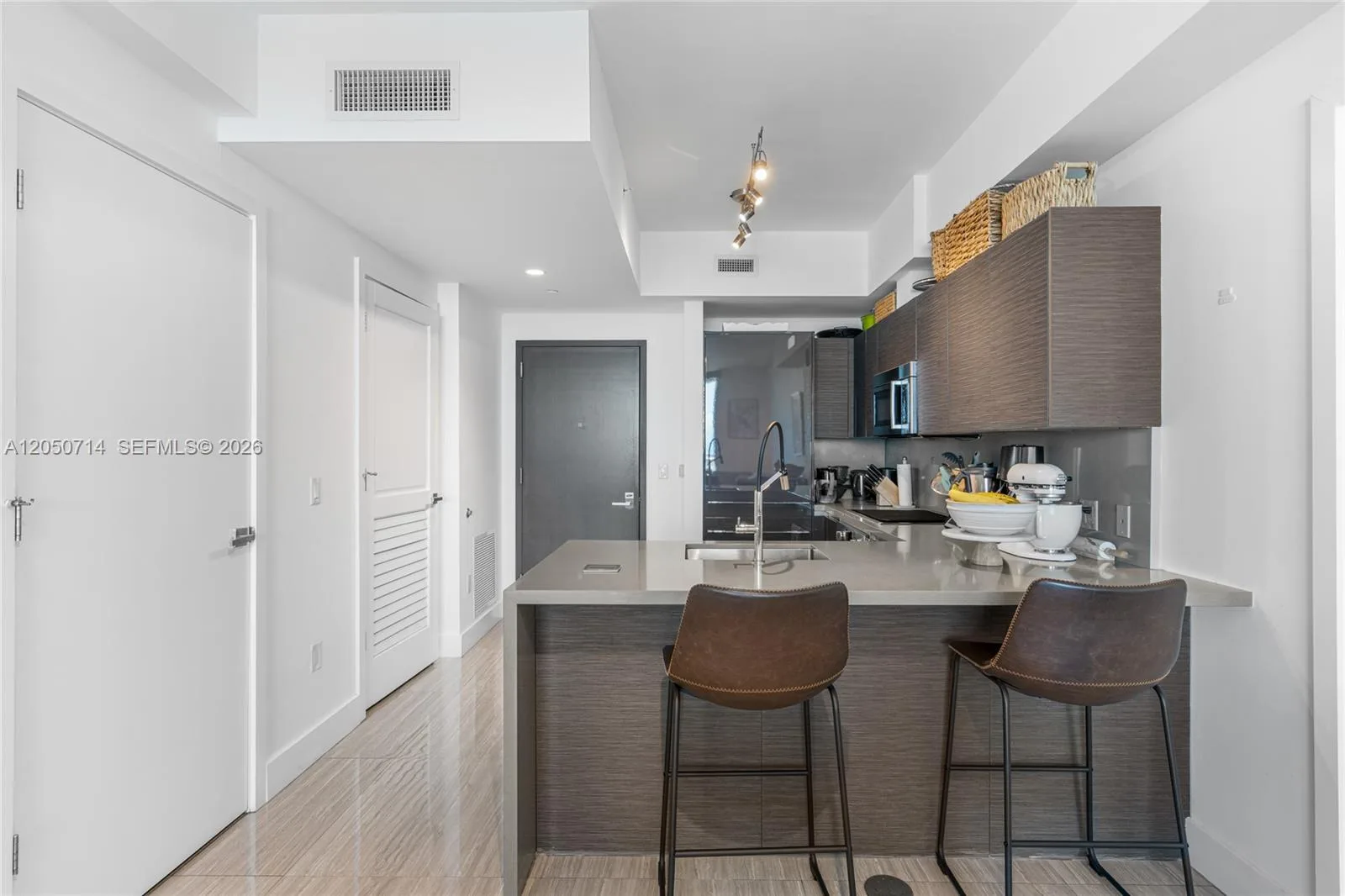 1080 Brickell Ave # 4102, Miami, FL 33131 photo 11
