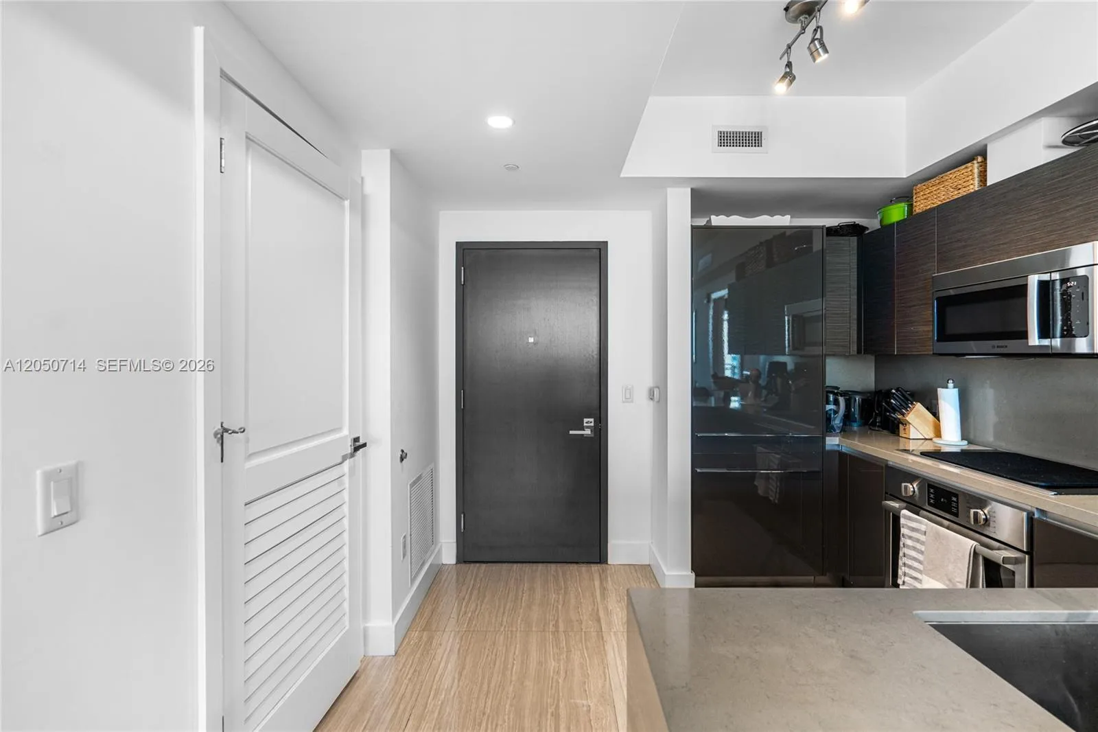 1080 Brickell Ave # 4102, Miami, FL 33131 photo 13