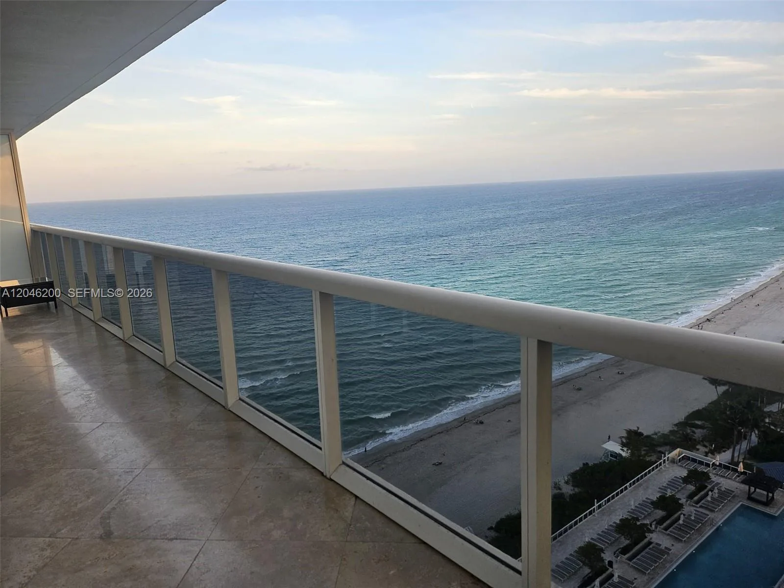 1830 S Ocean Dr # 2403, Hallandale Beach, FL 33009
