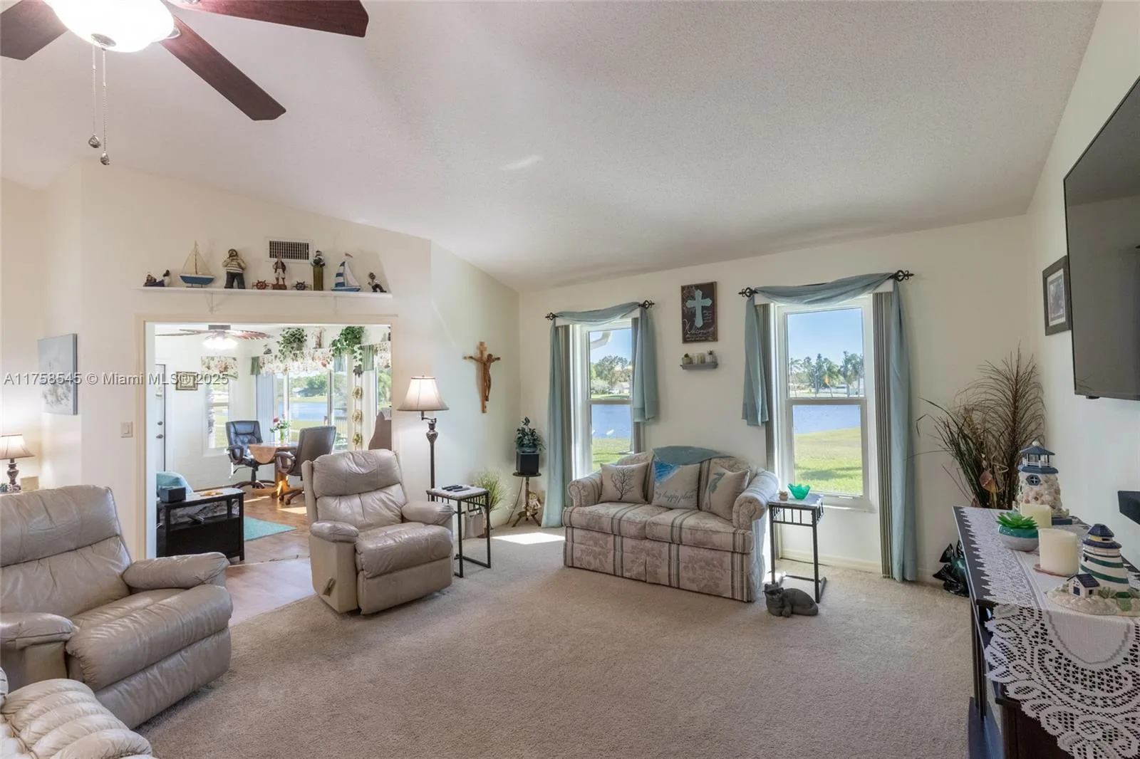 7 Lake Side Trail, Lake Placid, FL 33852 photo 4