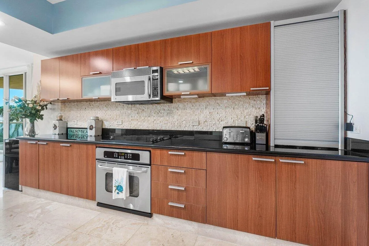 2650 Lake Shore Drive # 206, Riviera Beach, FL 33404 photo 13