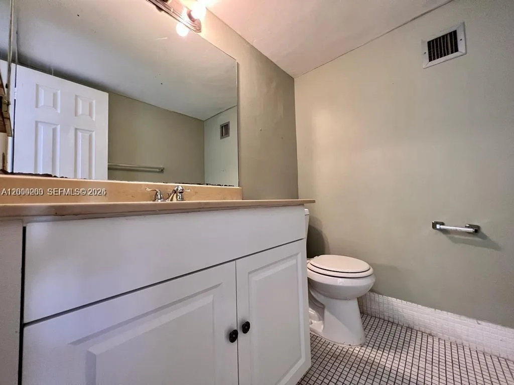 3300 Spanish Moss Ter # 206, Lauderhill, FL 33319 photo 10