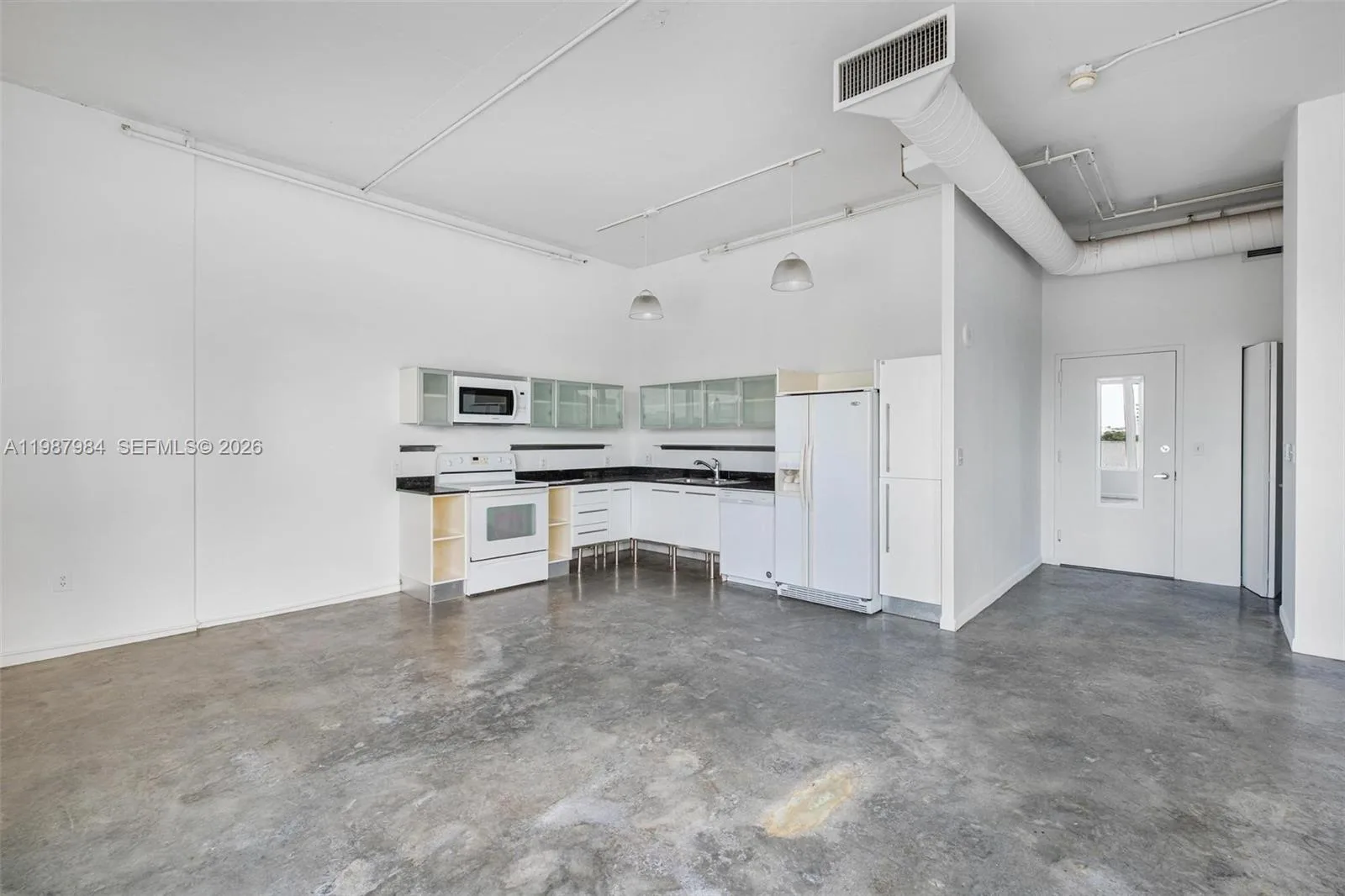 10 SW South River Dr # 609, Miami, FL 33130 photo 4