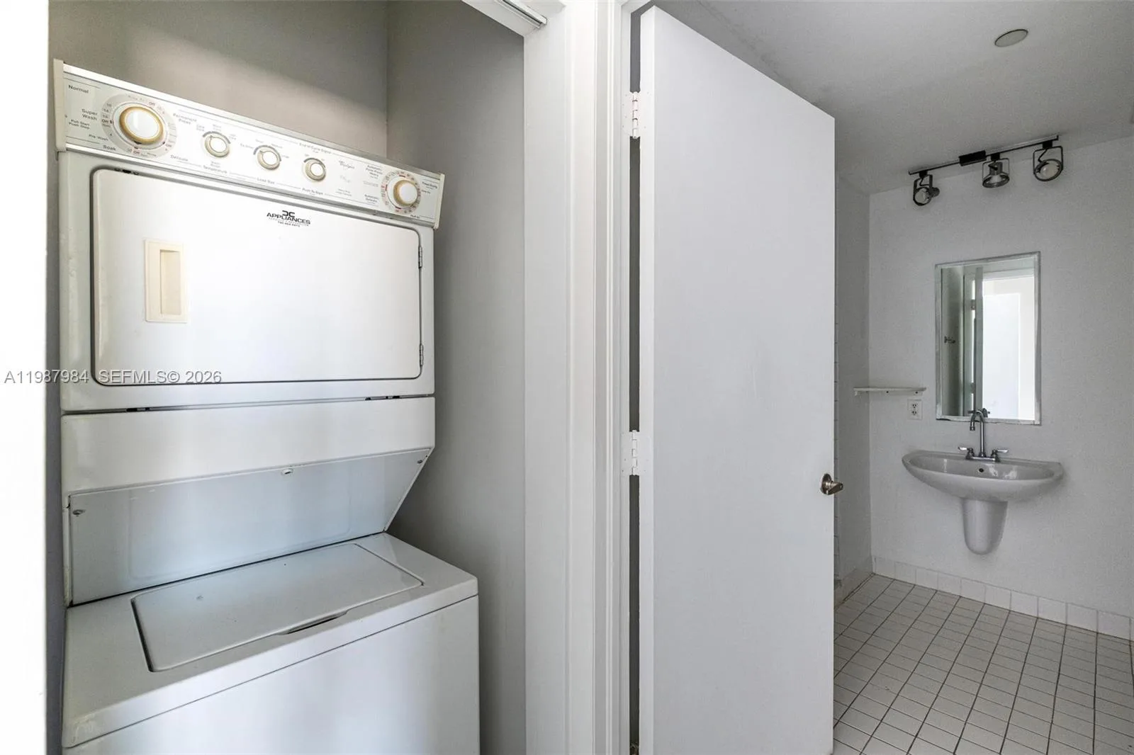 10 SW South River Dr # 609, Miami, FL 33130 photo 5