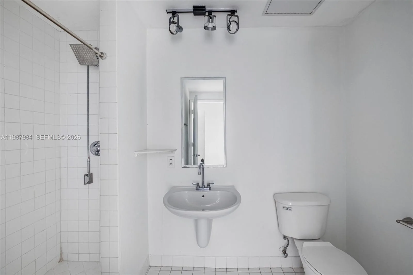 10 SW South River Dr # 609, Miami, FL 33130 photo 7
