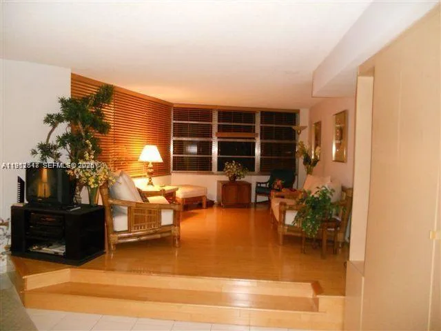 905 Brickell Bay Dr # 931, Miami, FL 33131 photo 7