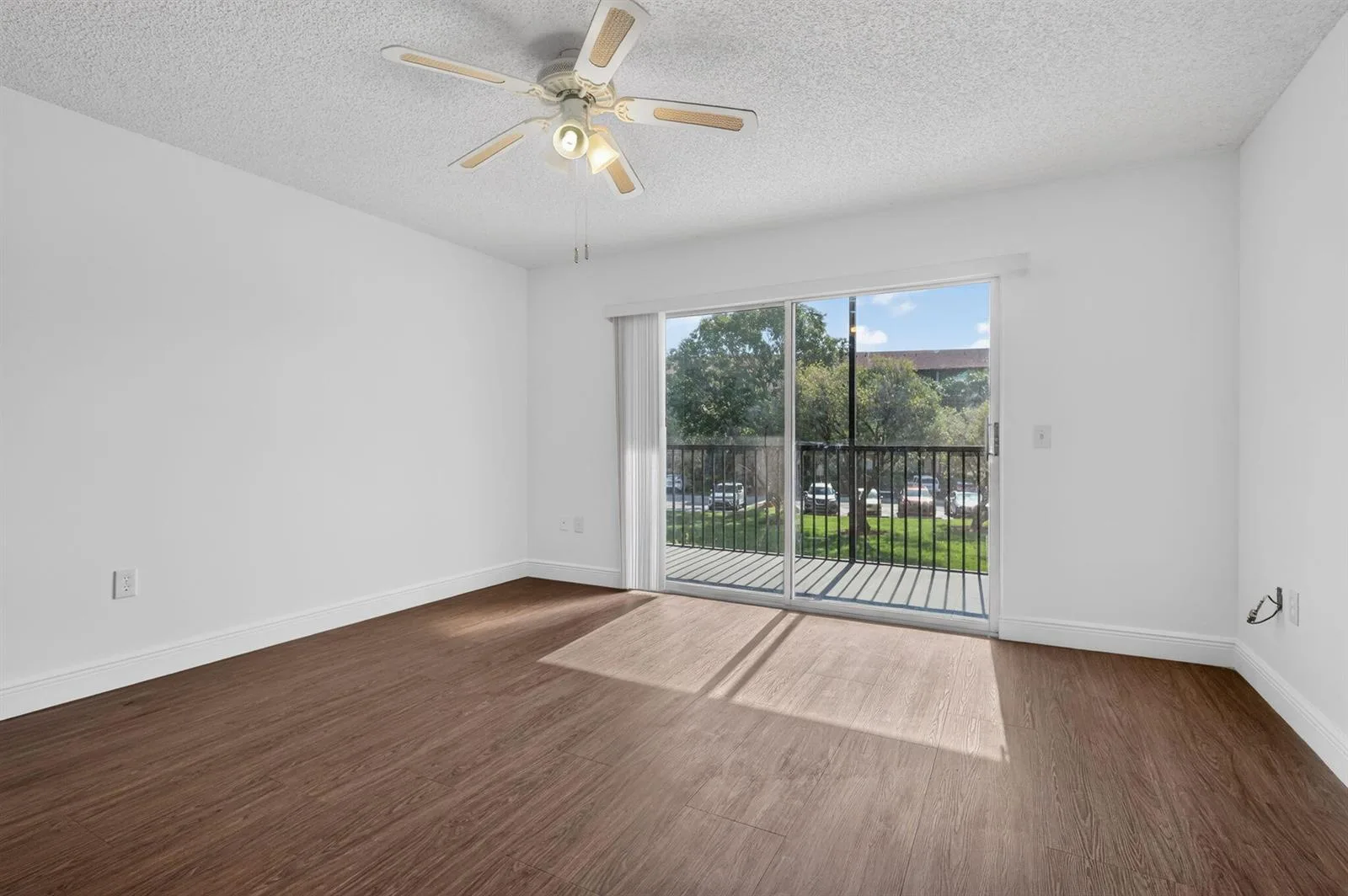 1301 SW 142nd Avenue # 214H, Pembroke Pines, FL 33027 photo 13