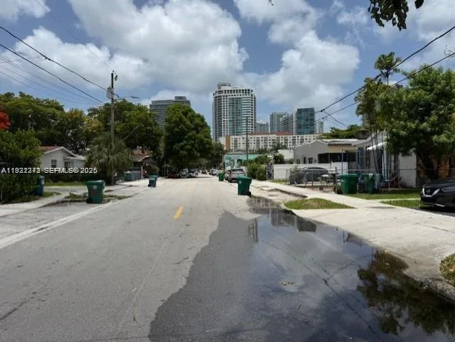 67 NW 34th St, Miami, FL 33127 photo 2
